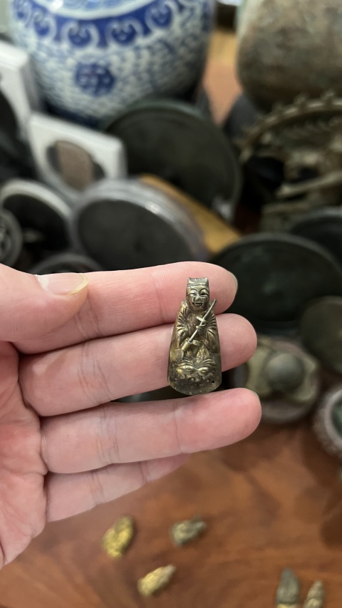 古玩雜項清代鎏金帽飾拍賣,當前價格199元