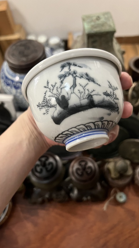 古玩陶瓷民國山水紋蓋杯拍賣，當(dāng)前價格299元