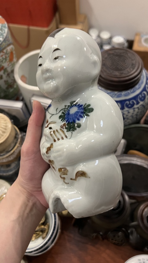 古玩陶瓷民國童子塑像拍賣，當(dāng)前價格999元