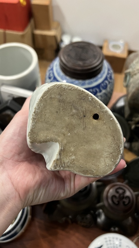 古玩陶瓷民國童子塑像拍賣，當(dāng)前價格999元