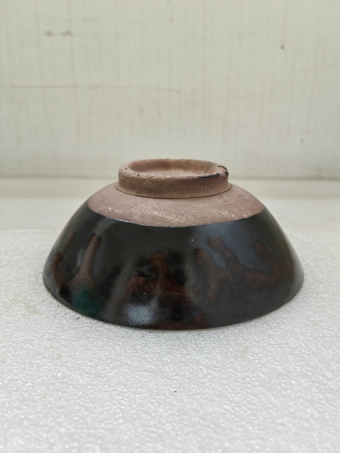 古玩陶瓷澀圈圈足疊燒工藝褐釉碗拍賣，當(dāng)前價(jià)格220元