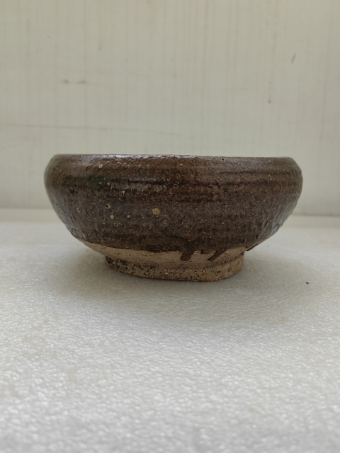 古玩陶瓷褐釉香爐拍賣，當前價格580元