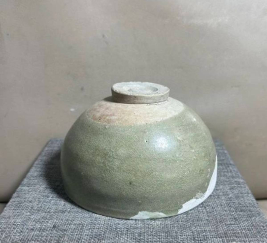 古玩陶瓷岳州窯青釉羅漢造型茶盞拍賣,當前價格0元