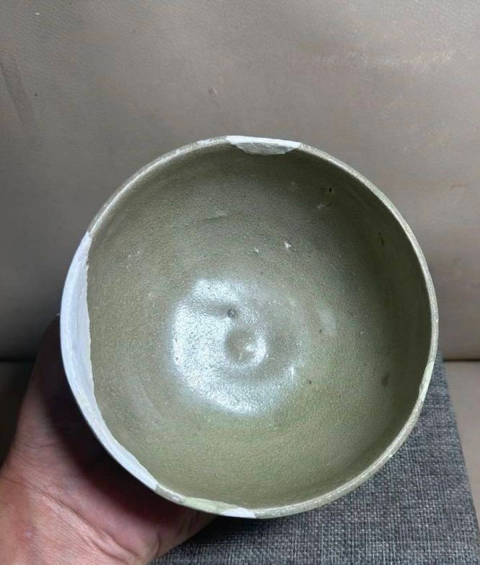 古玩陶瓷岳州窯青釉羅漢造型茶盞拍賣,當前價格0元