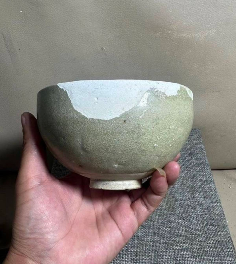 古玩陶瓷岳州窯青釉羅漢造型茶盞拍賣,當前價格0元