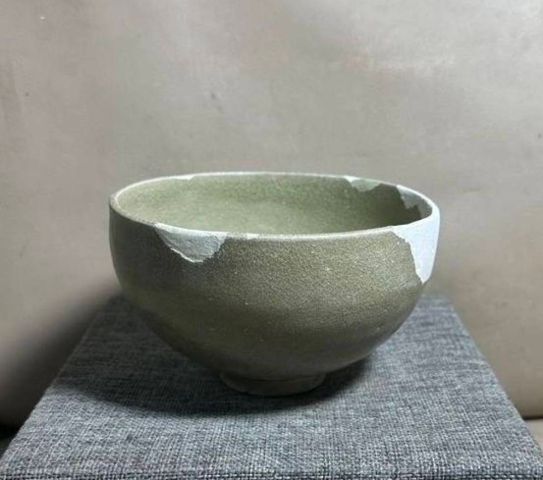 古玩陶瓷岳州窯青釉羅漢造型茶盞拍賣,當前價格0元
