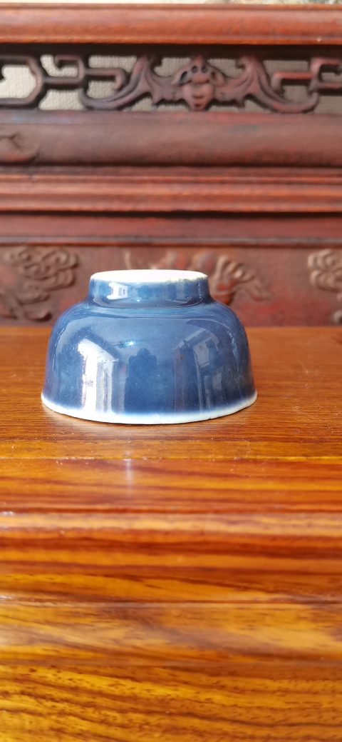 古玩陶瓷兩個霽藍釉茶杯拍賣,當前價格2000元