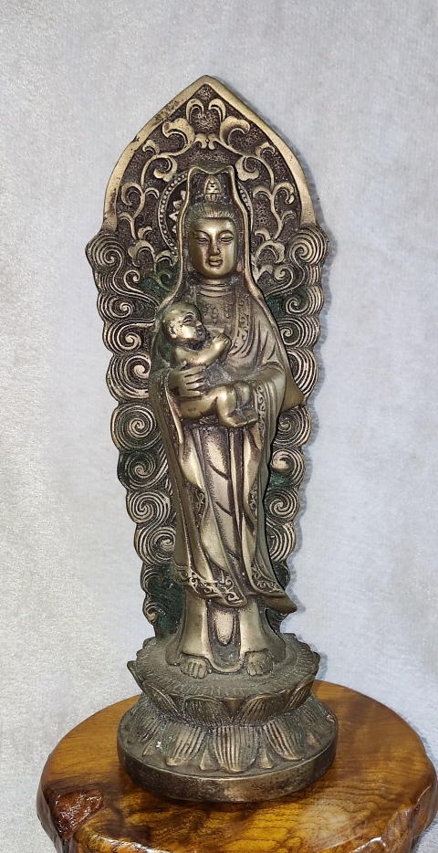 古玩雜項銅觀音拍賣,當(dāng)前價格528元