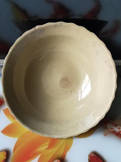 古玩陶瓷哥釉花口碗拍賣，當前價格1800元