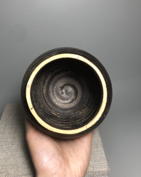 古玩陶瓷南宋吉州窯黑釉蓋罐拍賣,當前價格8000元