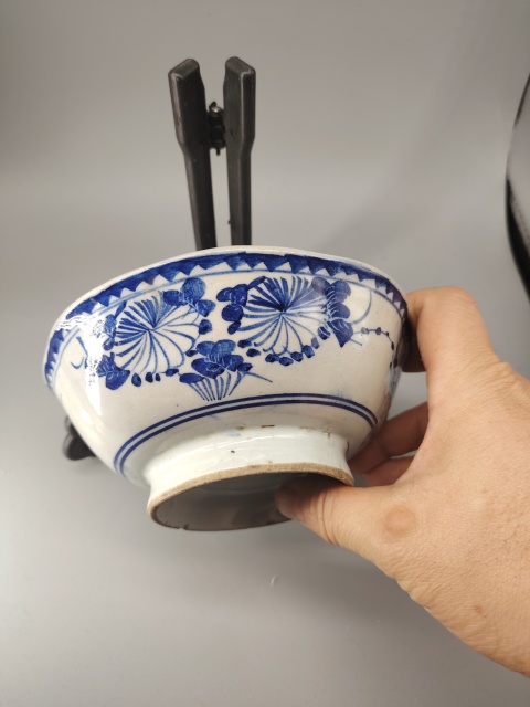 古玩陶瓷晚清.青花花卉紋花口碗拍賣,當前價格188元