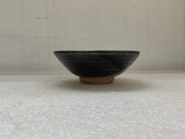 古玩陶瓷澀圈圈足疊燒工藝碗拍賣，當前價格550元