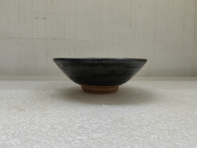 古玩陶瓷澀圈圈足疊燒工藝碗拍賣，當前價格550元