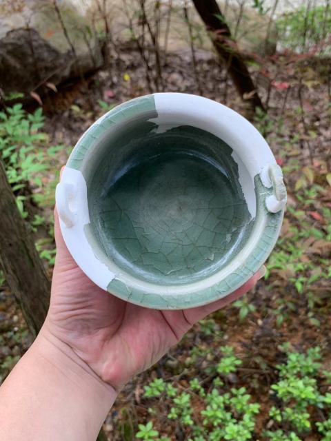 古玩陶瓷館藏級精品北宋龍泉冰片紋青瓷獸足鼎式爐拍賣,當前價格3980元