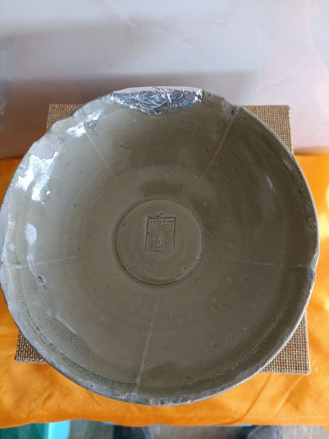 古玩陶瓷館藏級(jí)北宋龍泉青瓷五出筋河濱遺范方款盞拍賣，當(dāng)前價(jià)格1980元