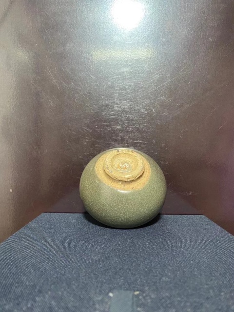 古玩陶瓷明龍泉青瓷蘋果尊拍賣，當前價格5500元