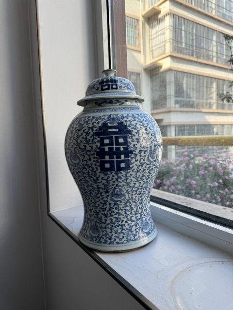 古玩陶瓷青花淡描花卉紋喜字將軍罐拍賣，當前價格6600元