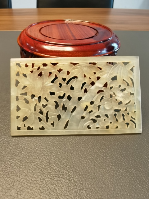 古玩玉器晚清“竹梅佩”雕玉牌拍賣,當前價格1566元