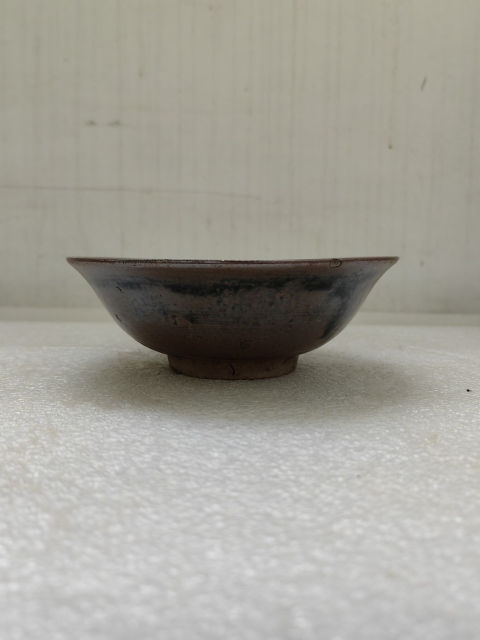 古玩陶瓷褐釉碗拍賣,當前價格198元