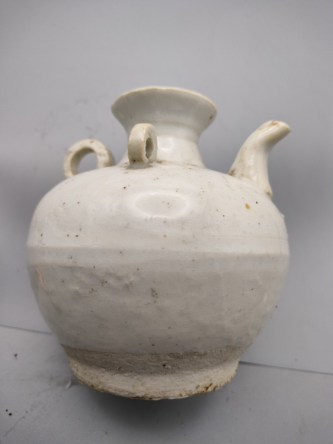 古玩陶瓷明代.青白釉三系執壺980拍賣,當前價格980元