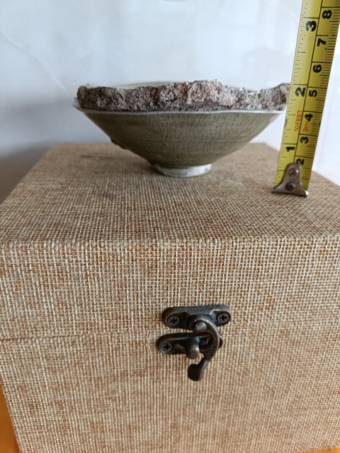 古玩陶瓷元代龍泉青瓷茶盞拍賣,當前價格260元