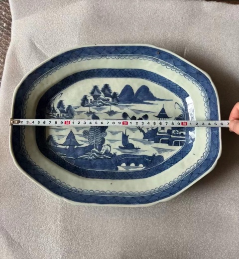 古玩陶瓷樓臺亭閣山水紋青花盤拍賣,當前價格1800元