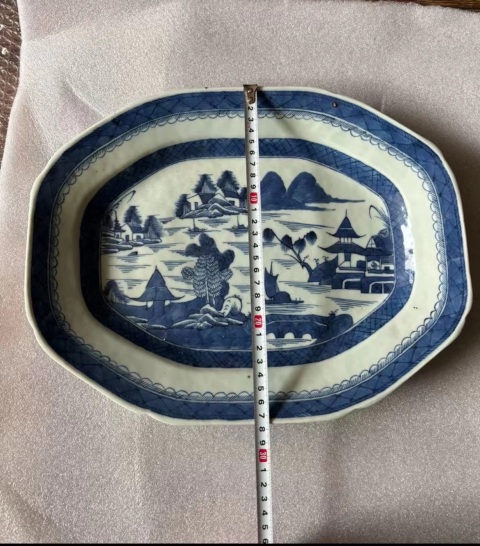 古玩陶瓷樓臺亭閣山水紋青花盤拍賣,當前價格1800元