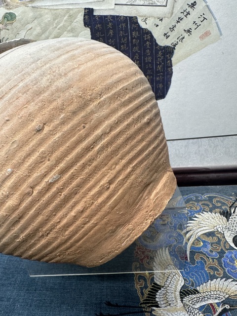 古玩陶瓷南京博物院同款 漢代旋紋雙系罐拍賣,當前價格690元