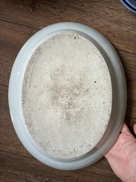 古玩陶瓷廣彩人物故事紋折沿盤拍賣，當前價格2500元