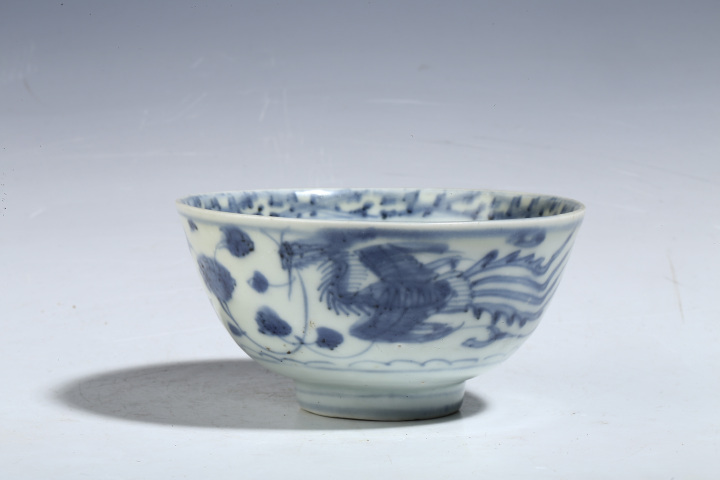 古玩陶瓷明晚·青花穿花鳳紋碗拍賣,當前價格2888元
