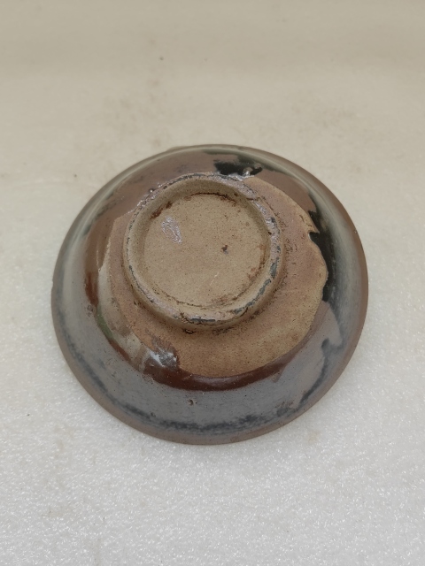 古玩陶瓷褐釉碗拍賣,當前價格198元