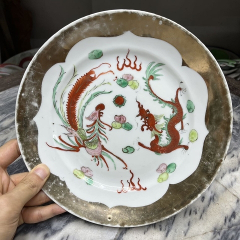 古玩陶瓷【望月樓】民國時期龍鳳紋粉彩盤拍賣,當前價格680元