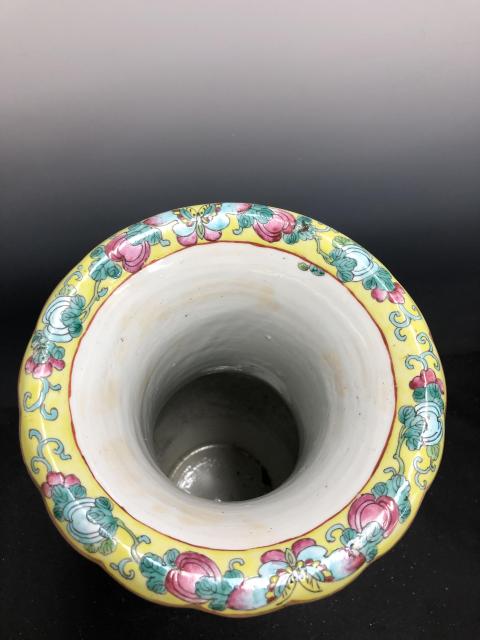 古玩陶瓷粉彩人物故事貼塑獸耳大瓶拍賣,當前價格48888元