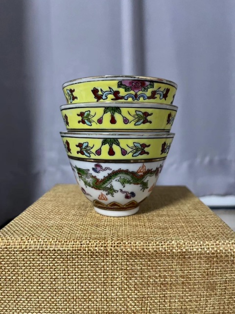 古玩陶瓷粉彩云龍紋仰鐘杯拍賣,當(dāng)前價(jià)格288元
