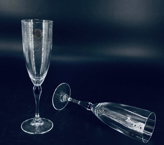 古玩陶瓷七八十年代 法國品牌高足水晶香檳杯一對(duì)拍賣，當(dāng)前價(jià)格450元
