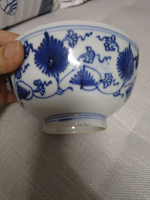 古玩陶瓷青花纏枝花卉紋茶碗拍賣,當前價格2800元