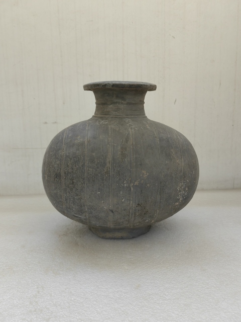古玩陶瓷灰陶弦紋繭形壺拍賣，當前價格1100元