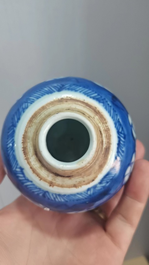古玩陶瓷康熙·青花冰梅圖蓋罐拍賣,當前價格2800元