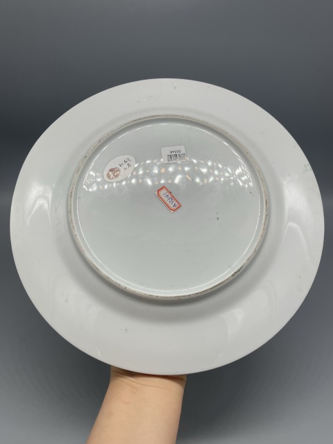 古玩陶瓷民國(guó)廣彩花鳥(niǎo)蝶紋賞盤(pán)拍賣(mài),當(dāng)前價(jià)格900元