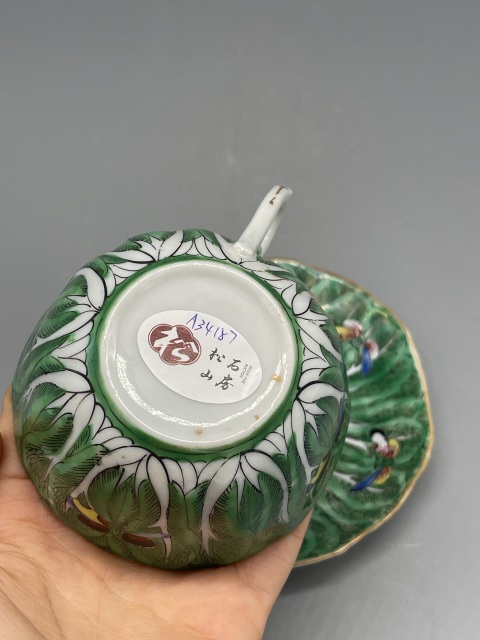 古玩陶瓷民國廣彩白菜紋杯碟套拍賣,當前價格999元