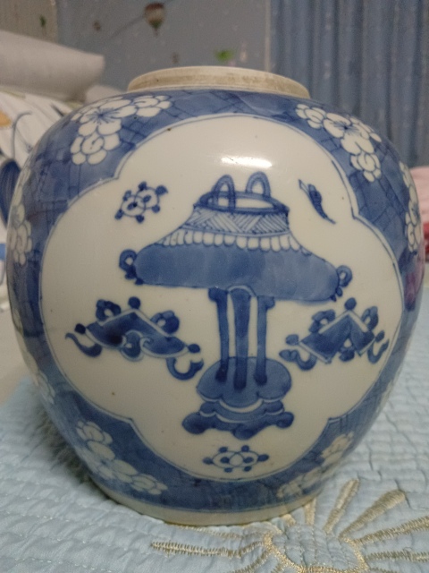 古玩陶瓷青花博古圖蓋罐拍賣，當前價格2800元
