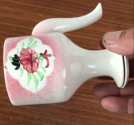 古玩陶瓷精美彩繪花卉紋油壺拍賣,當前價格100元