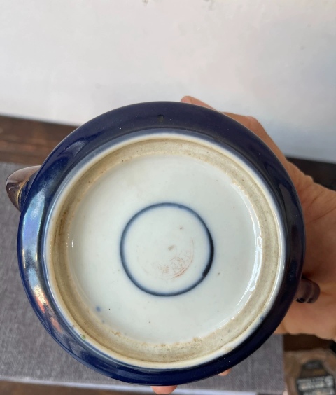 古玩陶瓷民國藍釉描金皮球花茶壺拍賣，當(dāng)前價格680元