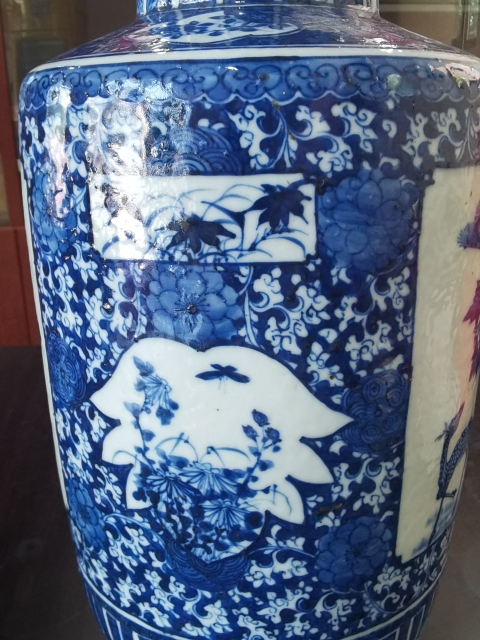 古玩陶瓷青花花鳥紋棒槌瓶拍賣，當前價格16000元