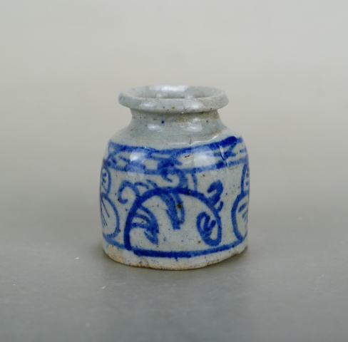 古玩陶瓷清中晚期.青花纏枝花紋水盂（周末福利3元快樂拍）拍賣，當前價格168元