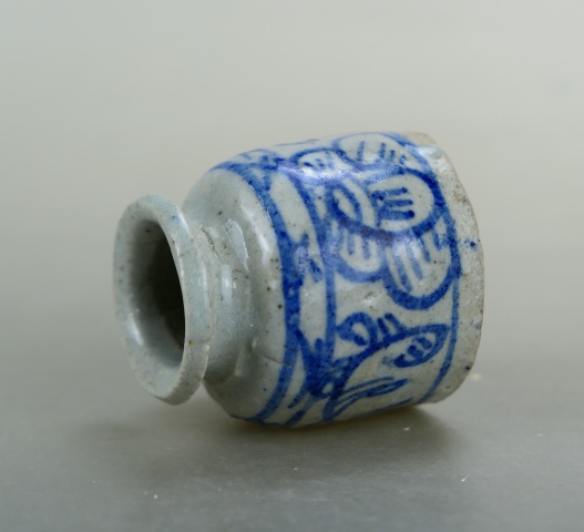 古玩陶瓷清中晚期.青花纏枝花紋水盂（周末福利3元快樂拍）拍賣，當前價格168元