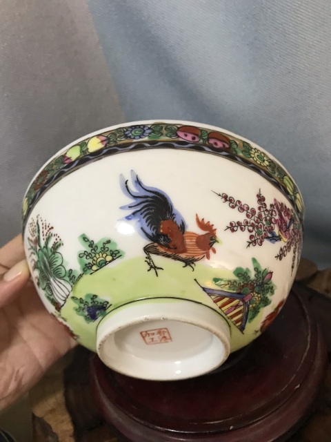 古玩陶瓷民國大雞圖廣彩碗拍賣，當(dāng)前價格588元