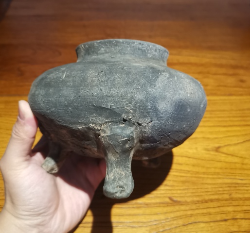 古玩陶瓷漢灰陶鼎式三足爐拍賣(mài)，當(dāng)前價(jià)格168元