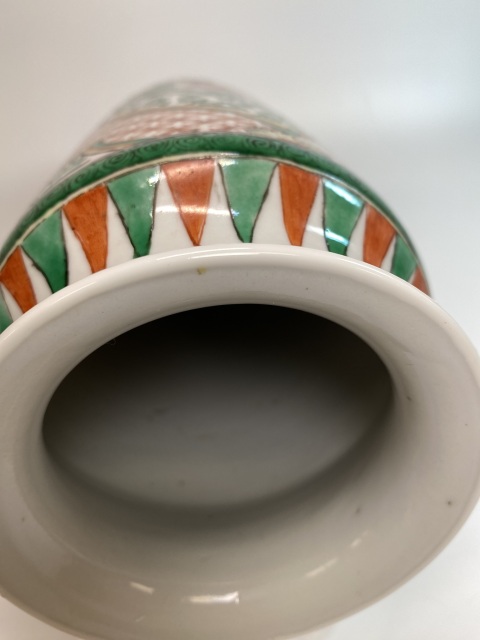 古玩陶瓷五彩花卉紋一筒瓶拍賣，當前價格16800元