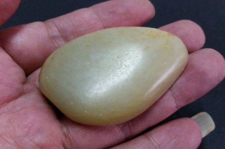 古玩玉器和田玉雕“觀音”掛件拍賣(mài),當(dāng)前價(jià)格980元